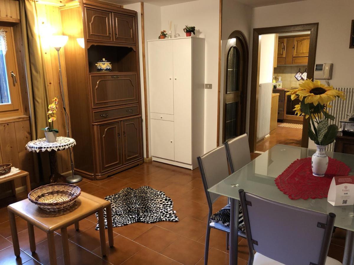 Mes Lastei Apartamento Campitello di Fassa Exterior foto
