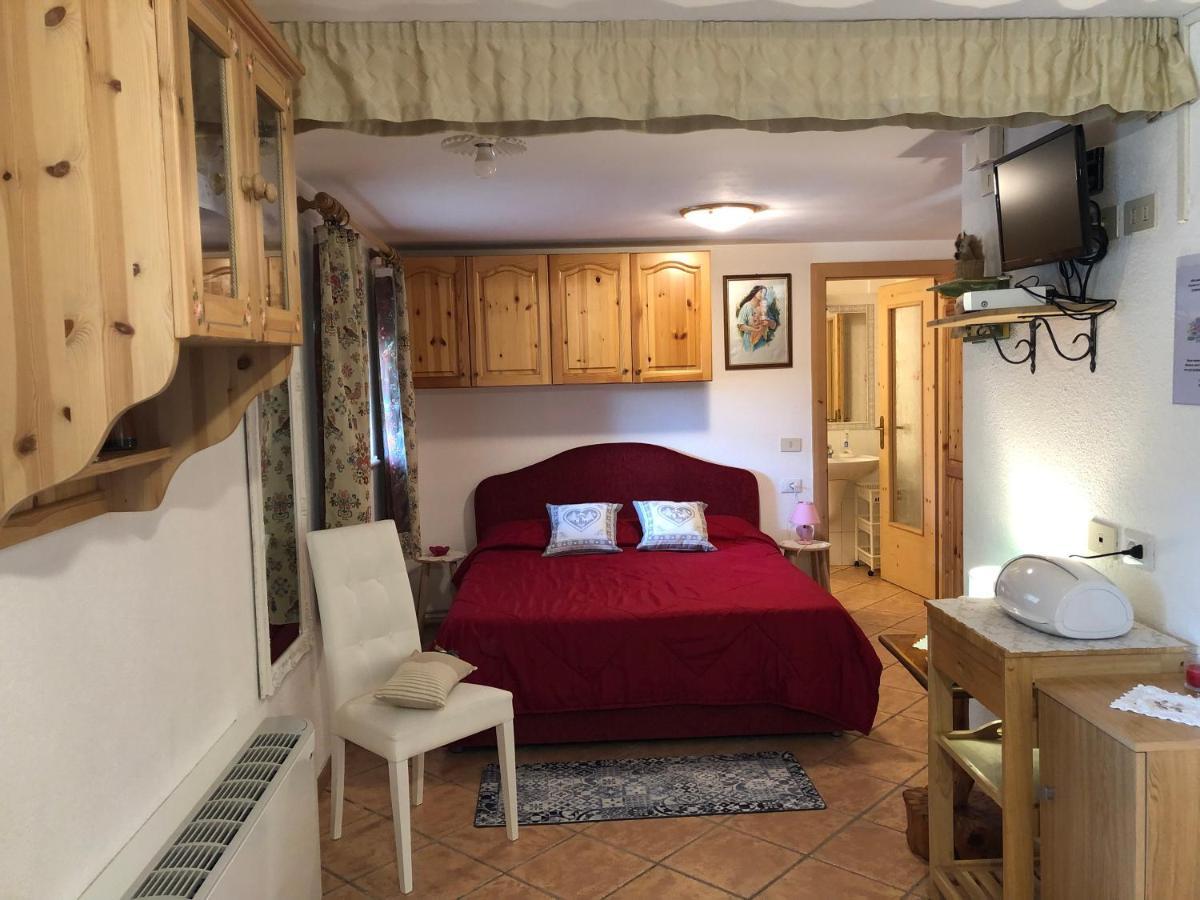 Mes Lastei Apartamento Campitello di Fassa Exterior foto