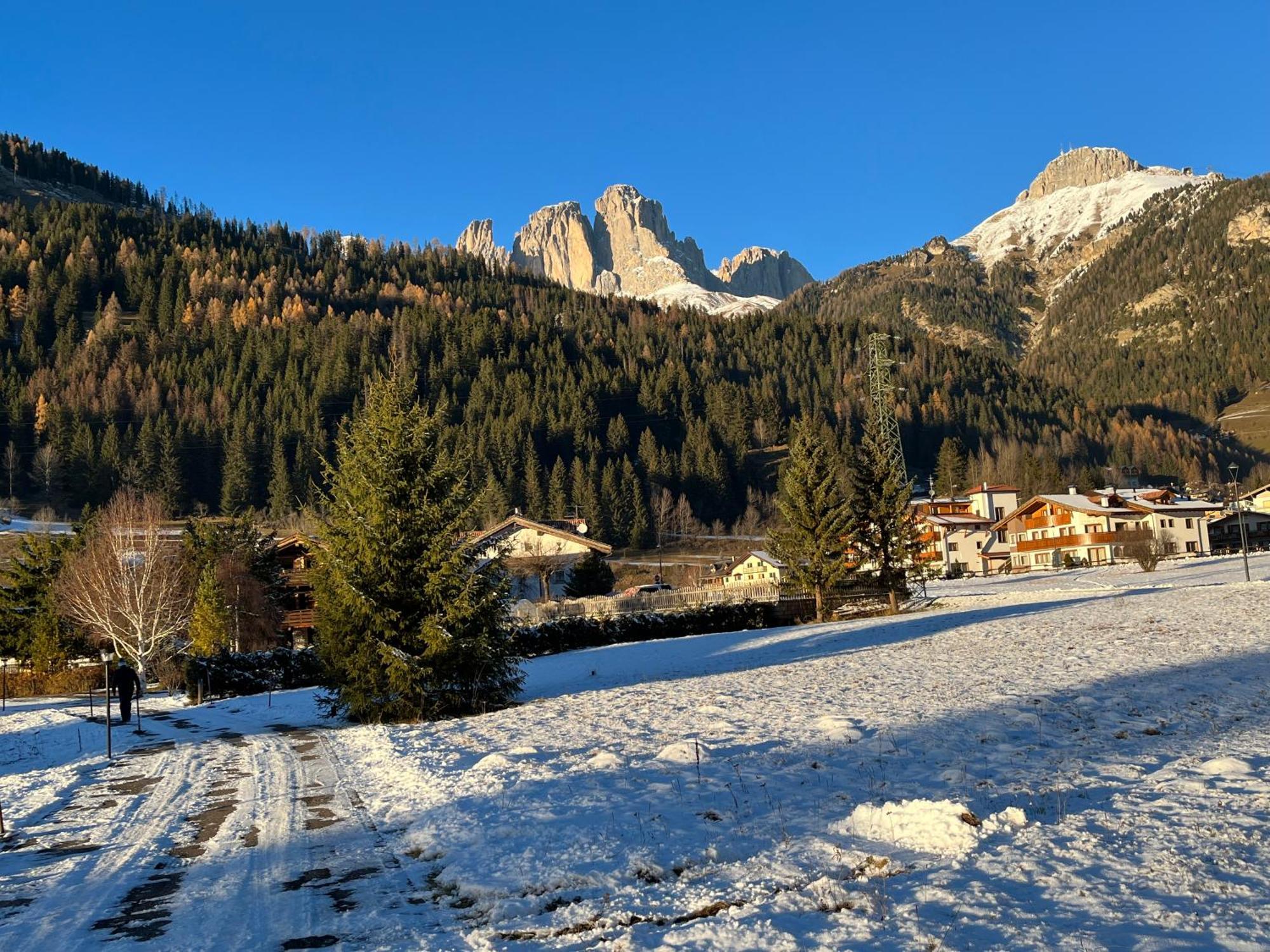 Mes Lastei Apartamento Campitello di Fassa Exterior foto