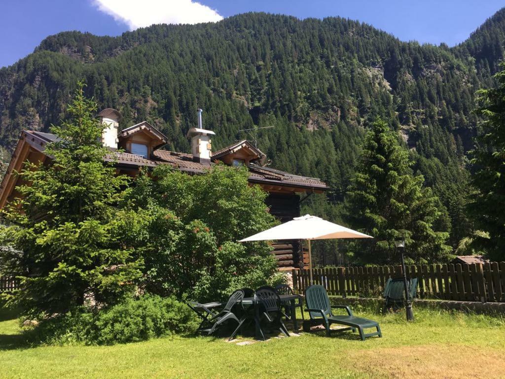 Mes Lastei Apartamento Campitello di Fassa Exterior foto